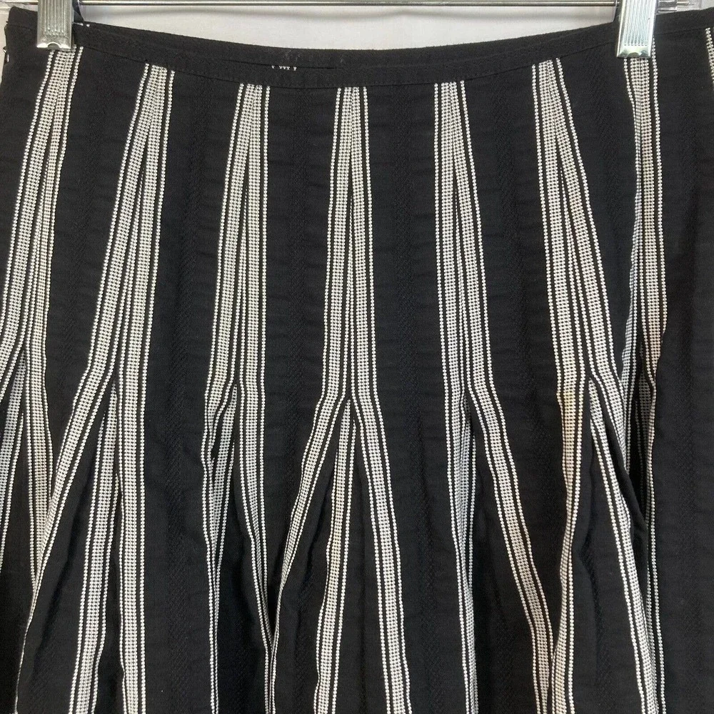 Talbots‎ Petites Skirt Womens Sz 2P Black White Striped Cotton Pleated A-Line